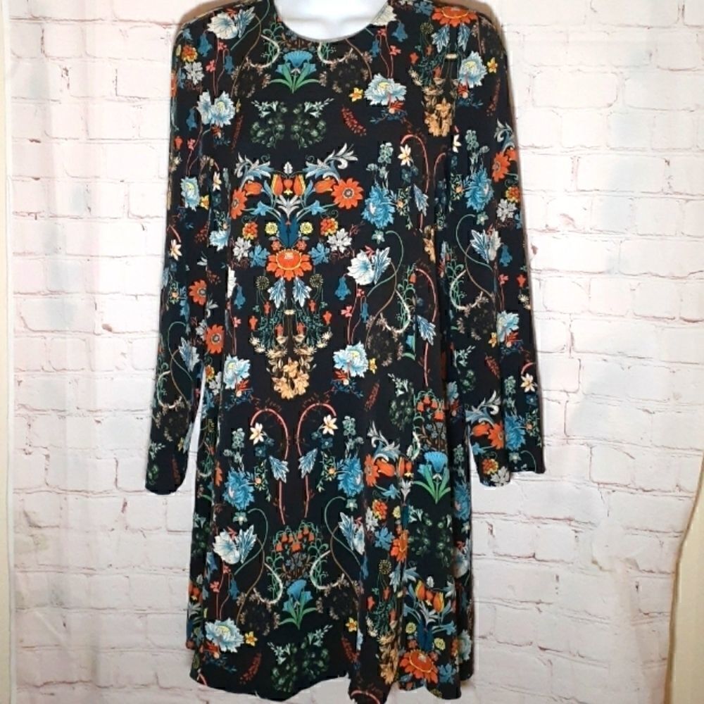 NEW Zara Black Floral Print A-Line  Dress sz.XS MSRP $80